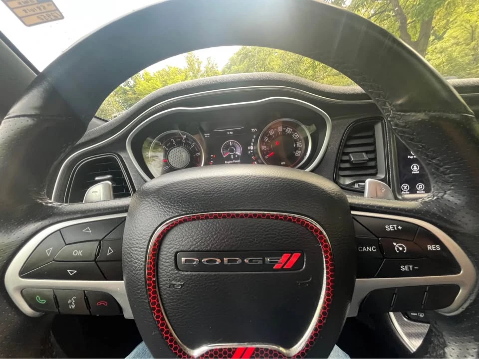 2017 Dodge Challenger 3rd Gen - Image 16 of 18