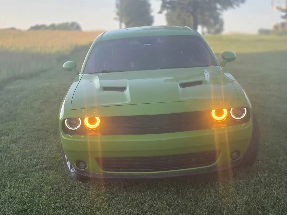 2017 Dodge Challenger 3rd Gen - Image 2 of 8