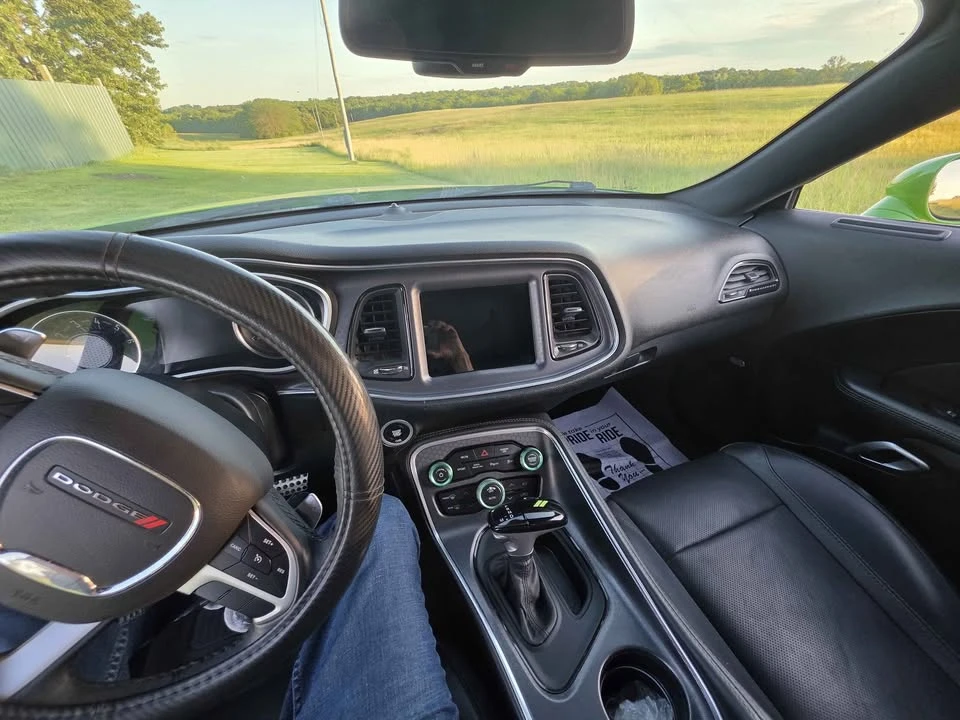 2017 Dodge Challenger 3rd Gen - Image 6 of 8
