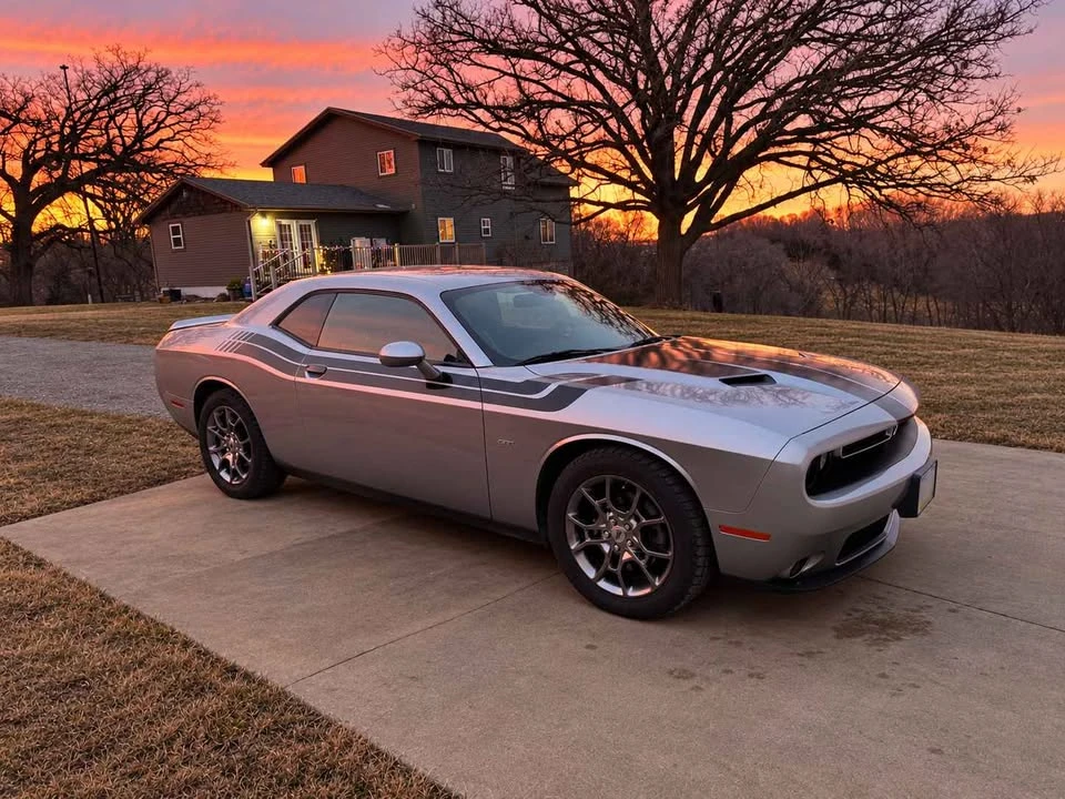 2017 Dodge Challenger 3rd Gen - Image 2 of 7