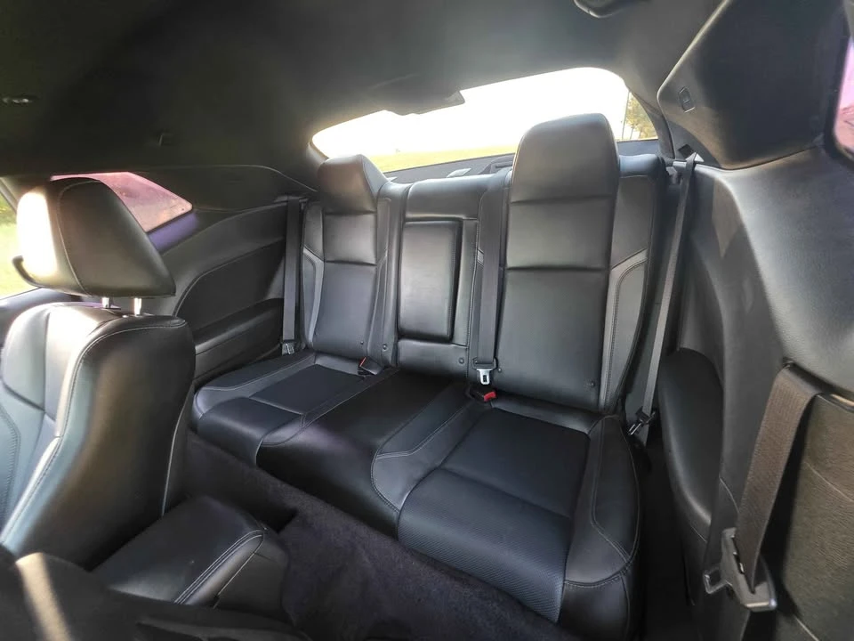 2017 Dodge Challenger 3rd Gen - Image 4 of 8