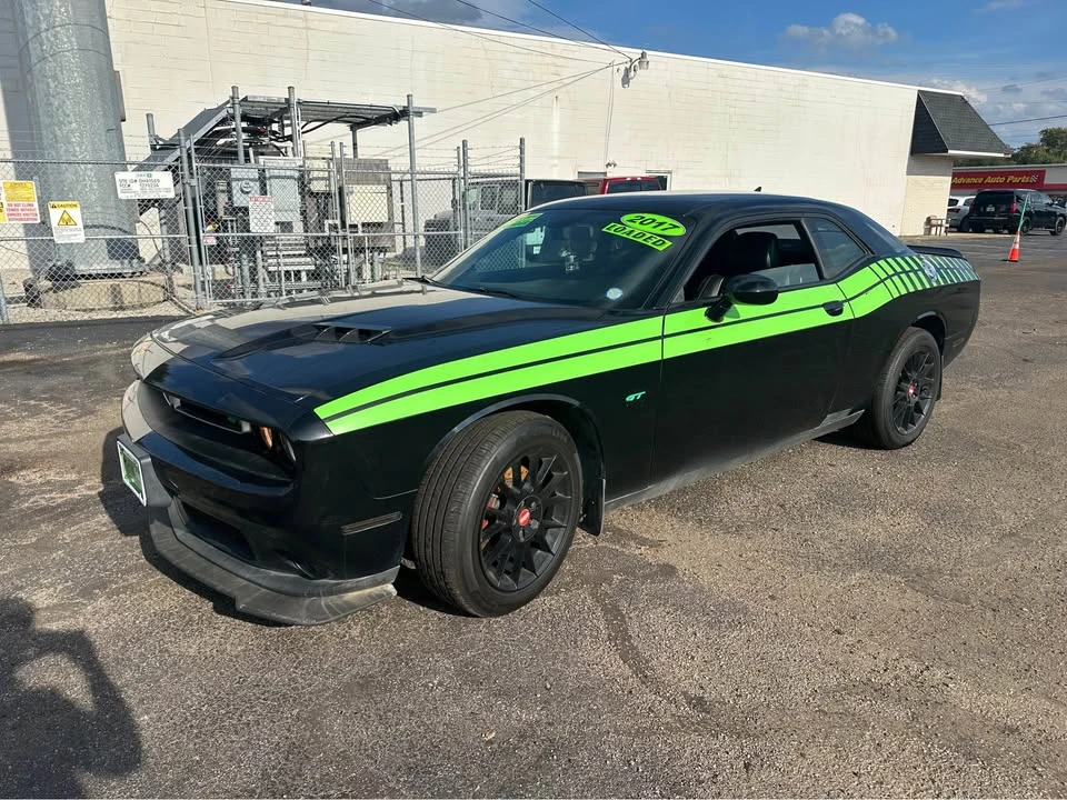 2017 Dodge Challenger 3rd Gen - Image 3 of 17
