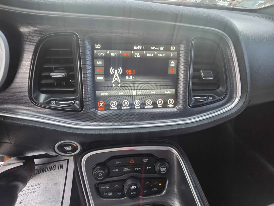 2017 Dodge Challenger 3rd Gen - Image 13 of 17