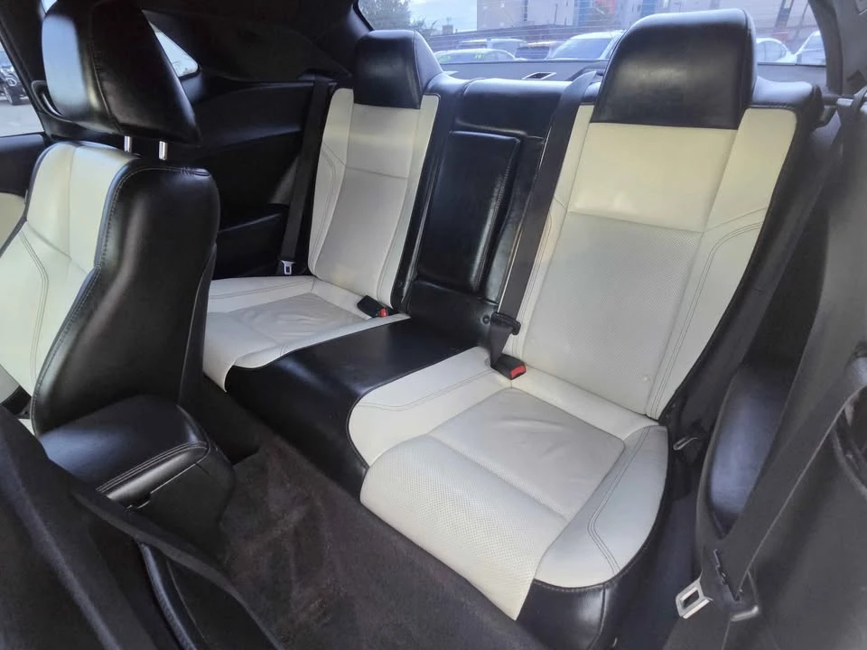 2017 Dodge Challenger 3rd Gen - Image 15 of 17