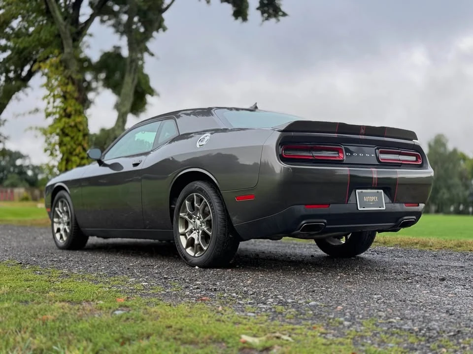 2017 Dodge Challenger 3rd Gen - Image 11 of 20