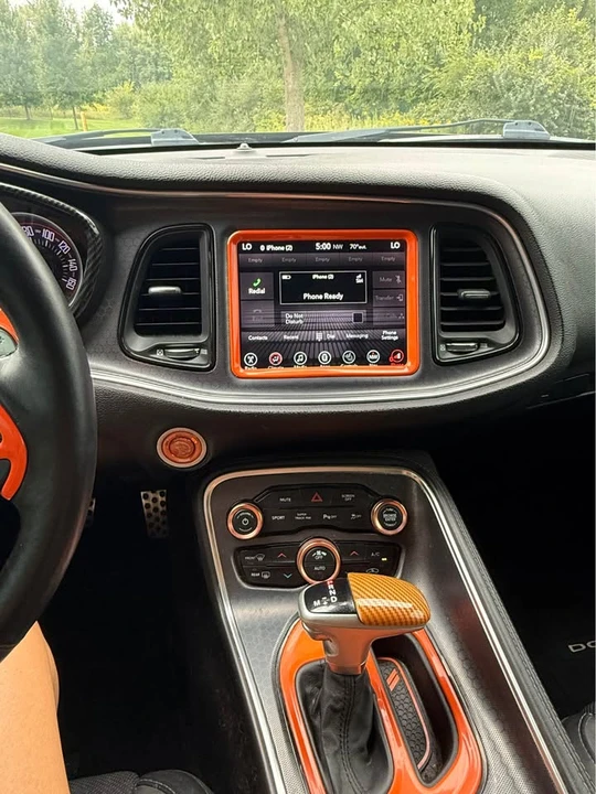 2017 Dodge Challenger 3rd Gen - Image 9 of 12