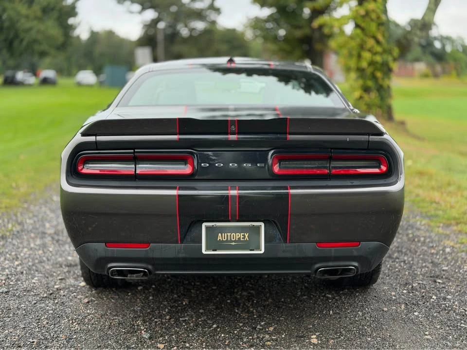 2017 Dodge Challenger 3rd Gen - Image 10 of 20