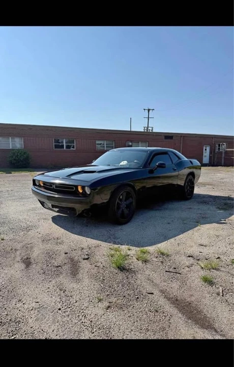 2017 Dodge Challenger 3rd Gen - Image 4 of 6