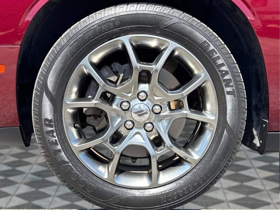 2017 Dodge Challenger 3rd Gen - Image 11 of 20