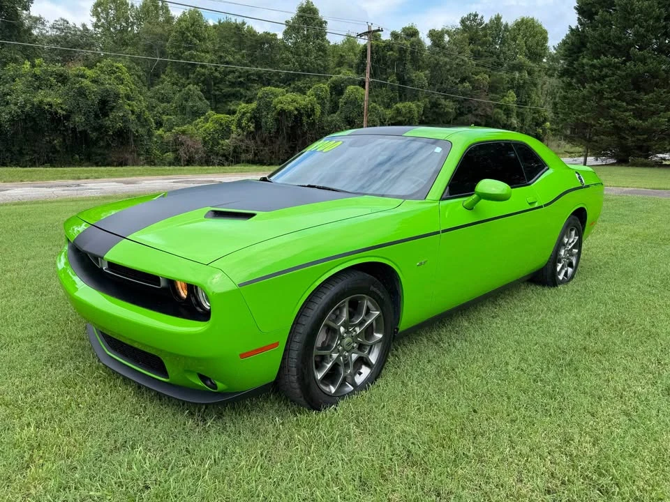 2017 Dodge Challenger 3rd Gen - Image 2 of 16