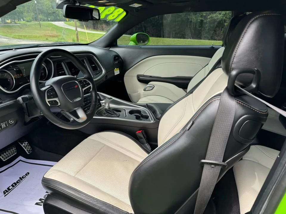2017 Dodge Challenger 3rd Gen - Image 3 of 16