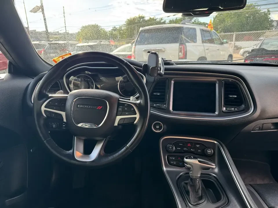 2017 Dodge Challenger 3rd Gen - Image 15 of 20