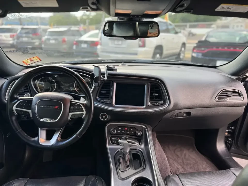 2017 Dodge Challenger 3rd Gen - Image 19 of 20