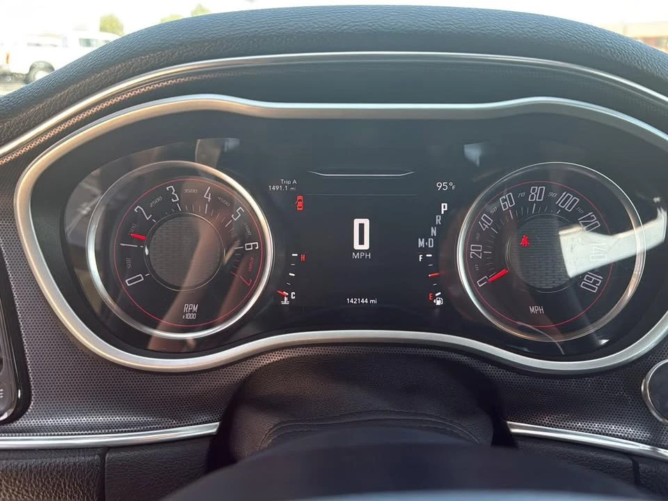 2017 Dodge Challenger 3rd Gen - Image 16 of 20