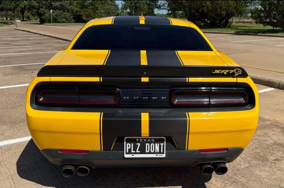 2017 Dodge Challenger SRT Hellcat 3rd Gen - Image 5 of 15