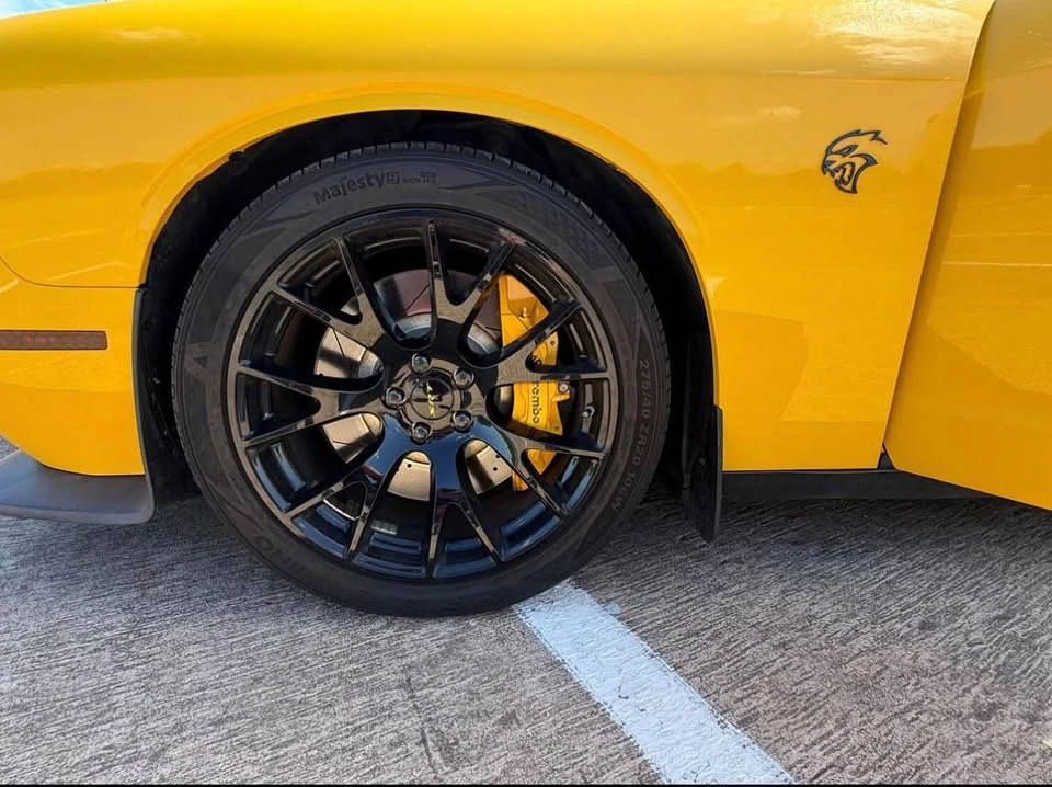 2017 Dodge Challenger SRT Hellcat 3rd Gen - Image 10 of 15