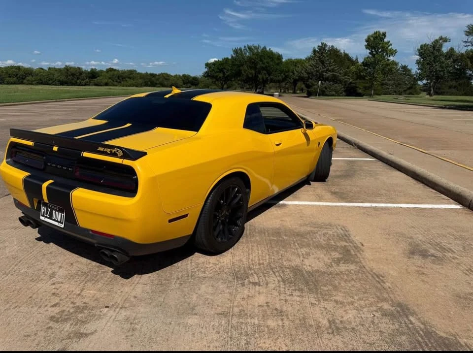 2017 Dodge Challenger SRT Hellcat 3rd Gen - Image 7 of 19
