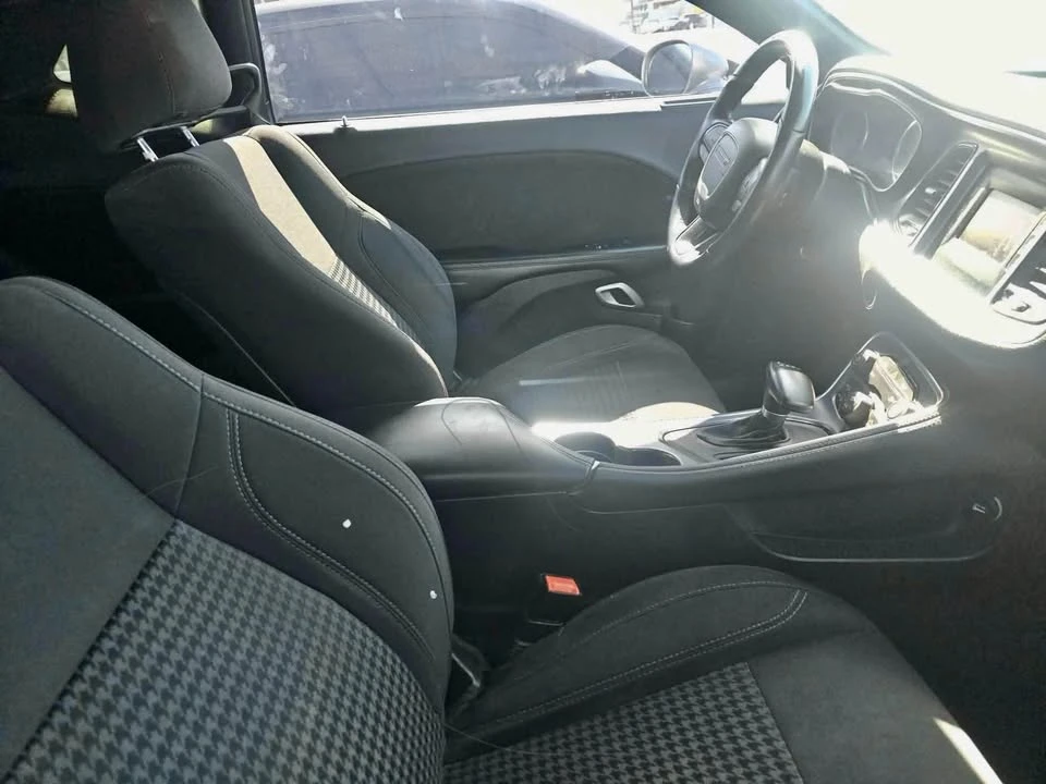 2017 Dodge Challenger 3rd Gen - Image 3 of 4