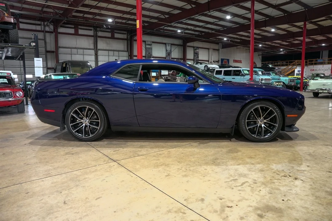 2017 Dodge Challenger 3rd Gen - Image 10 of 31