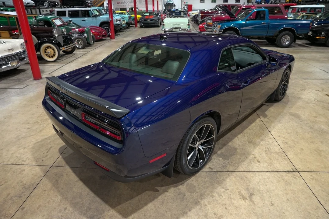 2017 Dodge Challenger 3rd Gen - Image 17 of 31
