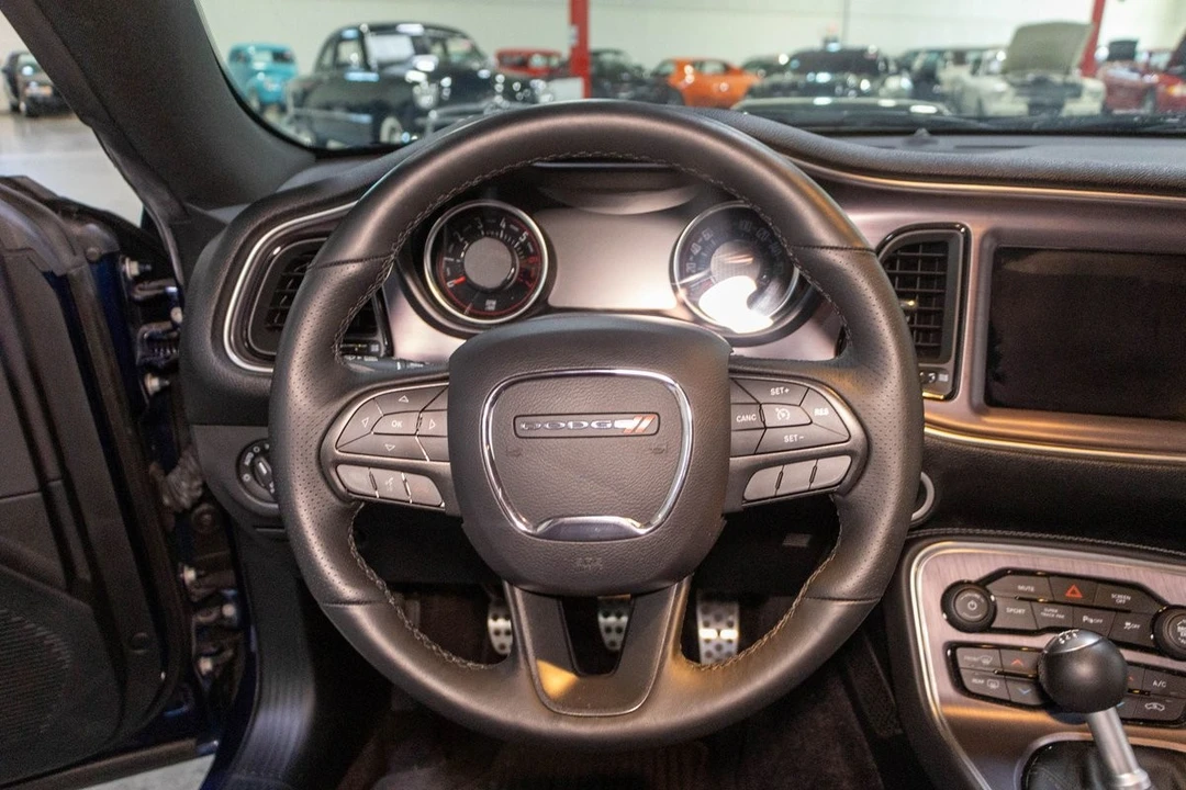2017 Dodge Challenger 3rd Gen - Image 11 of 31
