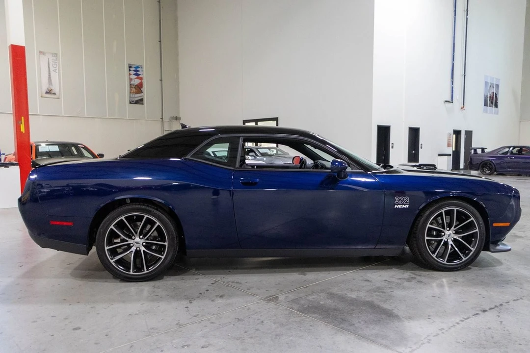 2017 Dodge Challenger 3rd Gen - Image 7 of 31