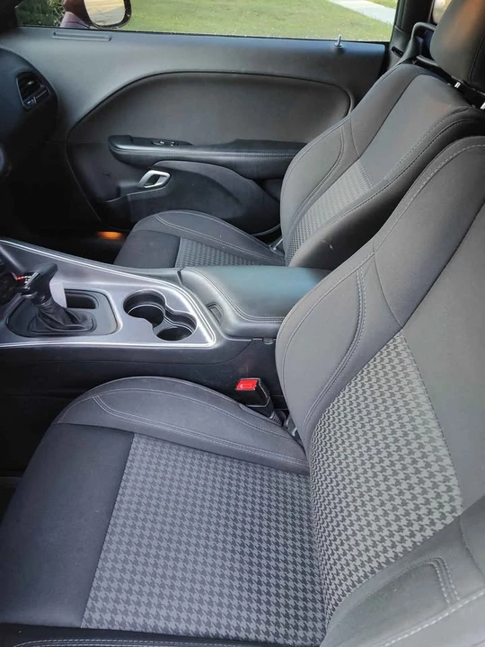 2017 Dodge Challenger 3rd Gen - Image 9 of 12