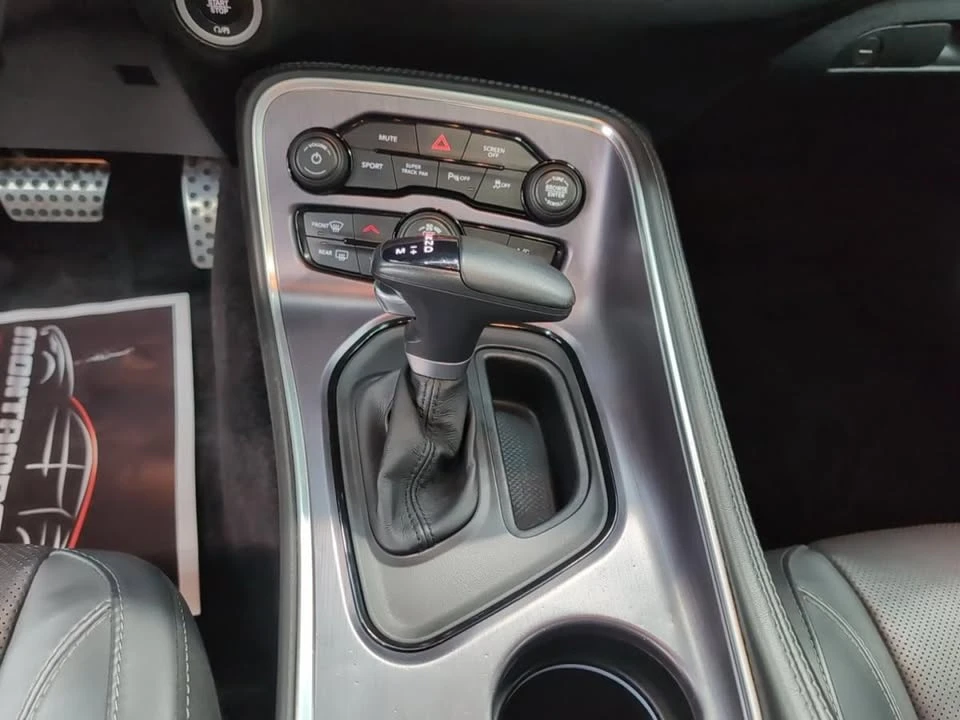 2017 Dodge Challenger 3rd Gen - Image 16 of 20