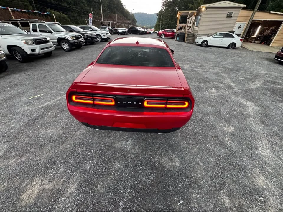 2017 Dodge Challenger 3rd Gen - Image 11 of 20