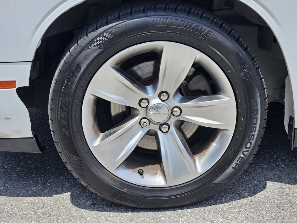 2017 Dodge Challenger 3rd Gen - Image 11 of 20