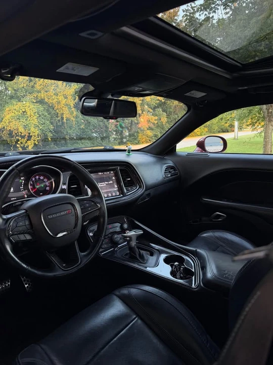 2017 Dodge Challenger 3rd Gen - Image 7 of 20