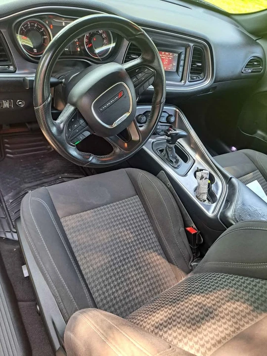 2017 Dodge Challenger 3rd Gen - Image 9 of 13