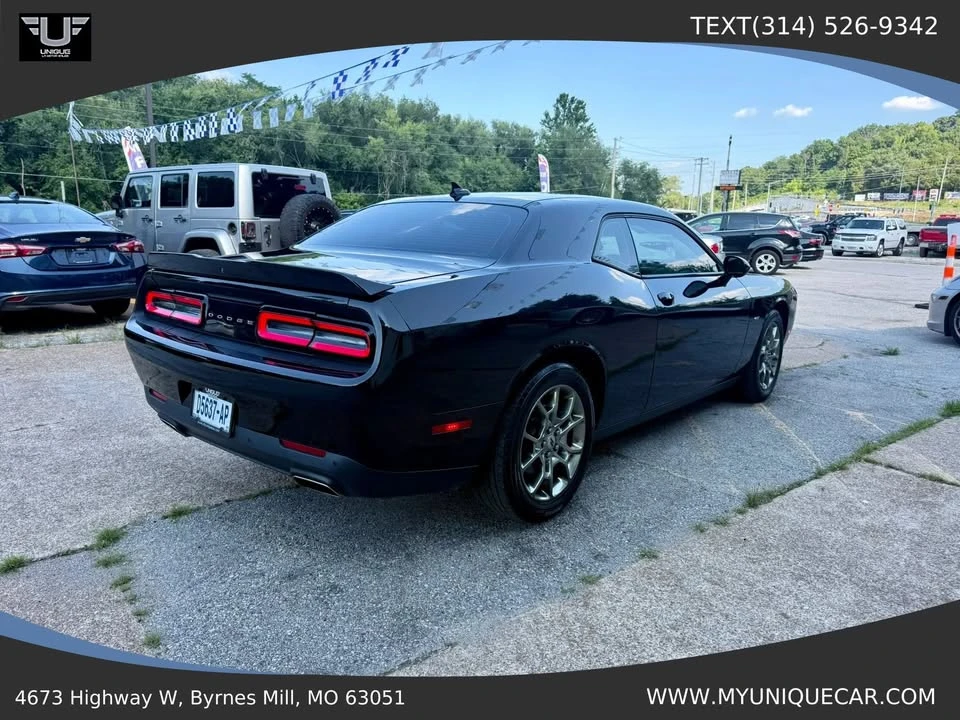 2017 Dodge Challenger 3rd Gen - Image 4 of 13