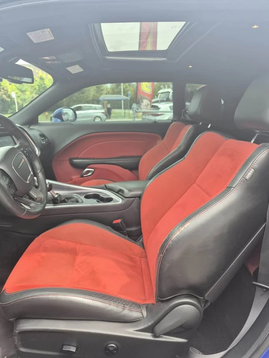 2017 Dodge Challenger 3rd Gen - Image 5 of 12