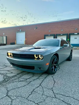 2017 Dodge Challenger SXT Plus