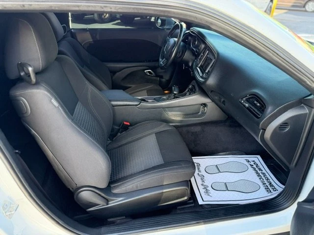 2017 Dodge Challenger 3rd Gen - Image 10 of 12