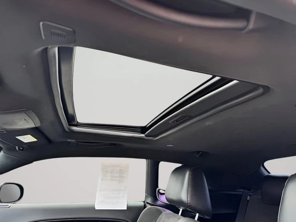 2017 Dodge Challenger 3rd Gen - Image 19 of 20