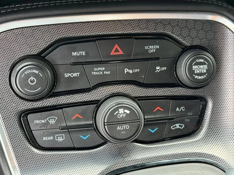 2017 Dodge Challenger 3rd Gen - Image 18 of 20