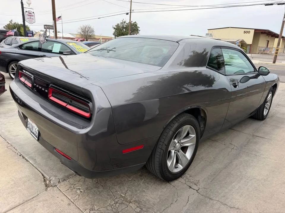 2017 Dodge Challenger 3rd Gen - Image 5 of 9