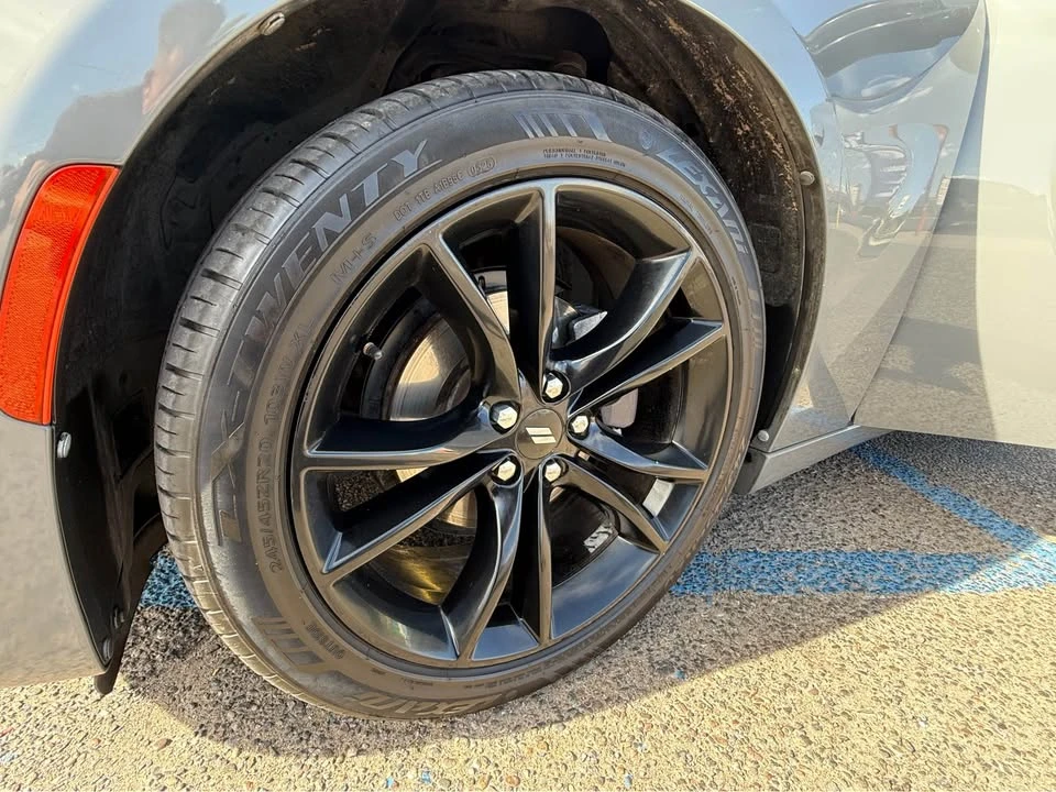 2017 Dodge Challenger 3rd Gen - Image 7 of 10