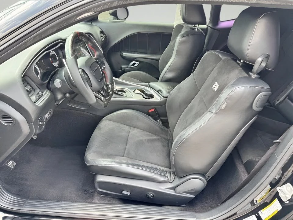 2017 Dodge Challenger 3rd Gen - Image 10 of 20