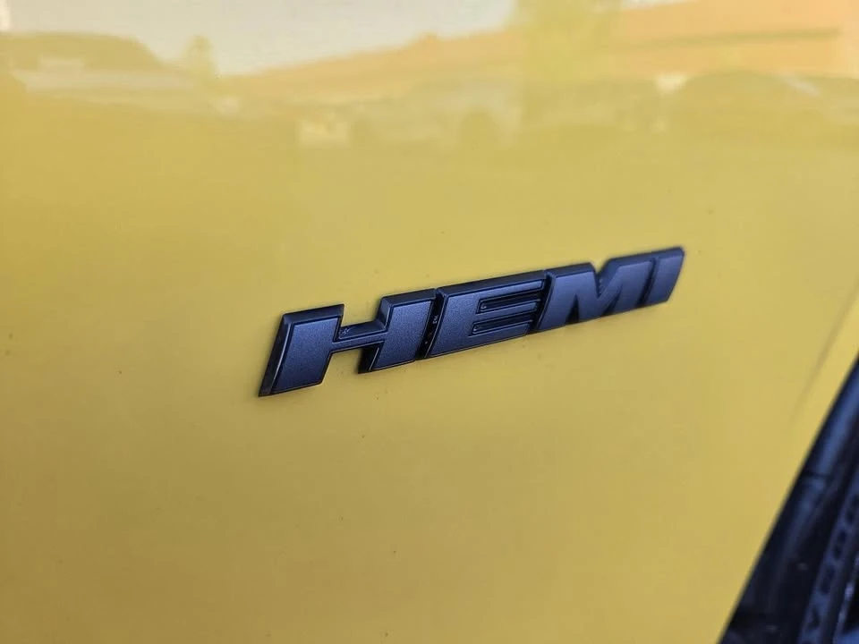 2017 Dodge Challenger 3rd Gen - Image 9 of 20