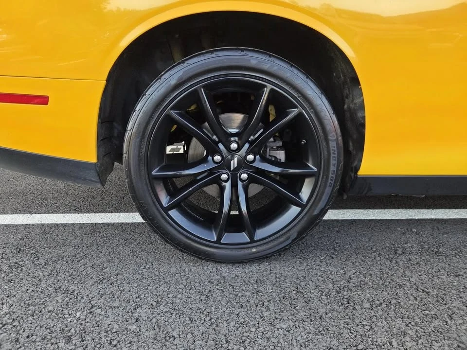 2017 Dodge Challenger 3rd Gen - Image 10 of 20