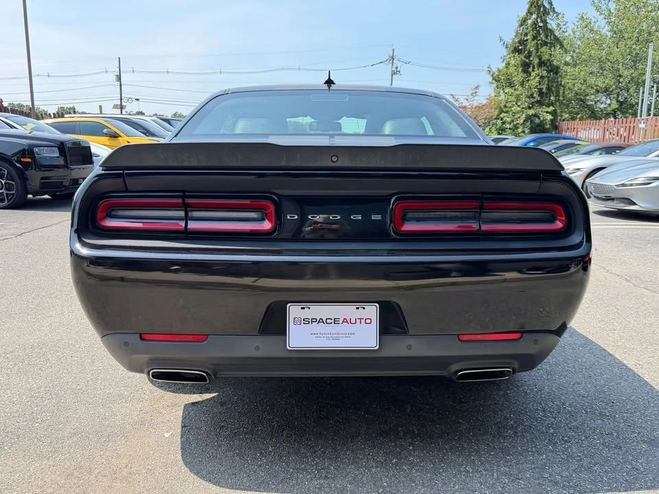 2017 Dodge Challenger 3rd Gen - Image 8 of 9
