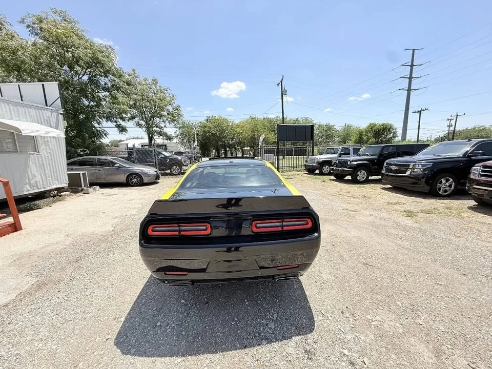 2017 Dodge Challenger 3rd Gen - Image 7 of 20