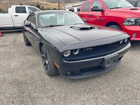2017 Dodge Challenger R/T Shaker