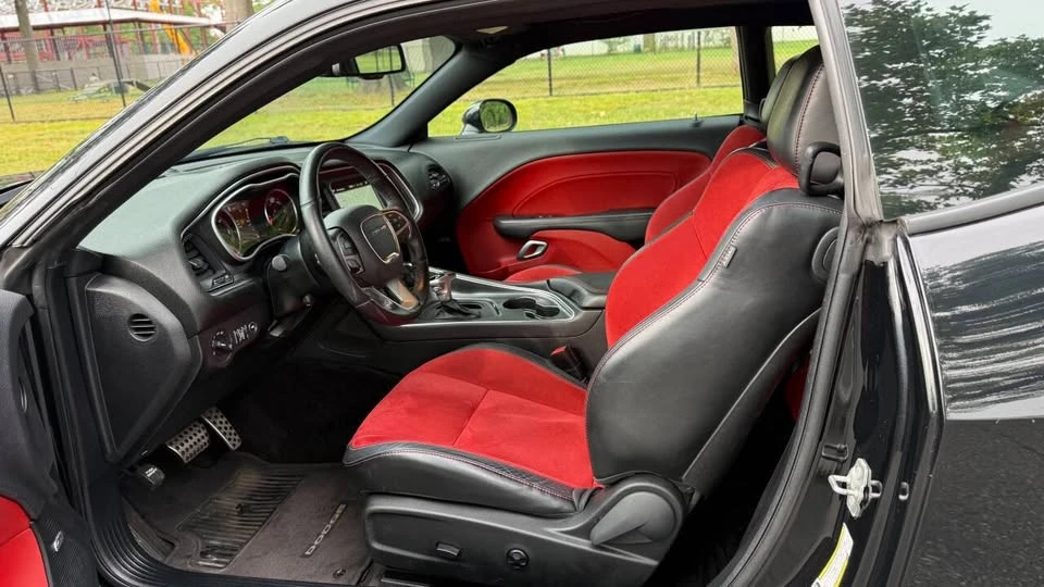 2017 Dodge Challenger 3rd Gen - Image 13 of 20