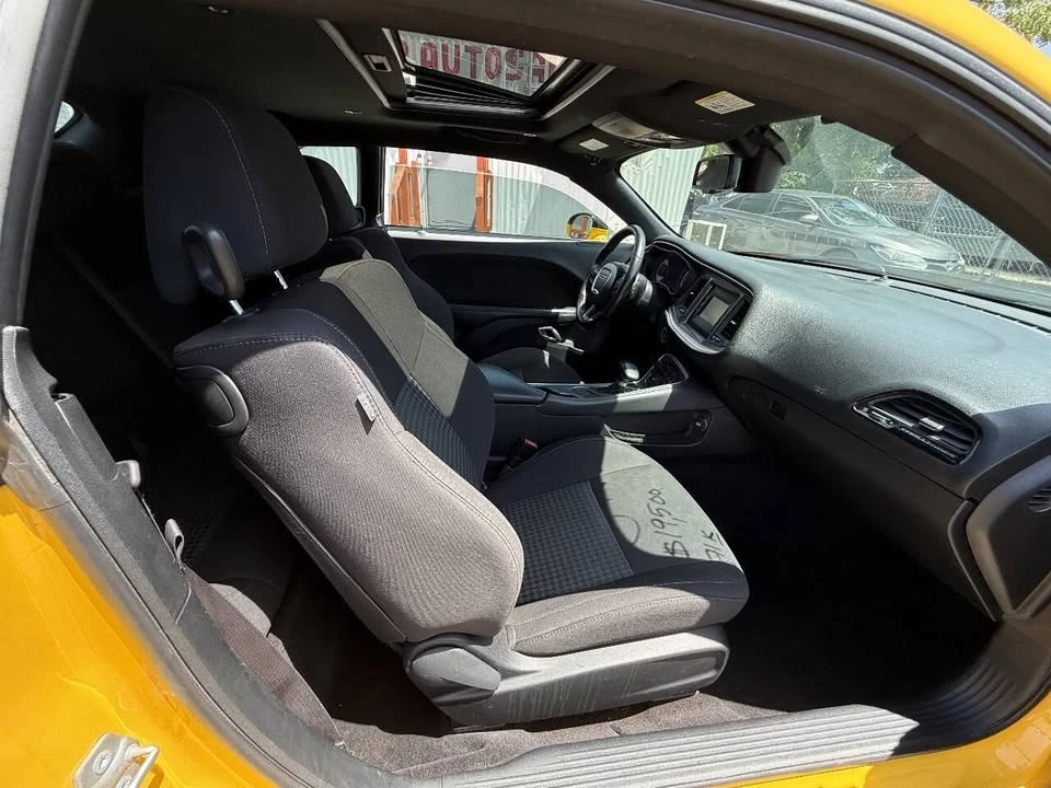 2017 Dodge Challenger 3rd Gen - Image 16 of 20