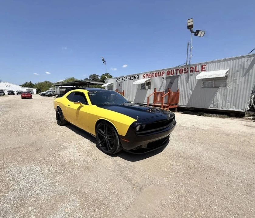 2017 Dodge Challenger 3rd Gen - Image 5 of 20
