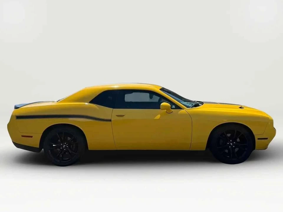 2017 Dodge Challenger 3rd Gen - Image 3 of 10